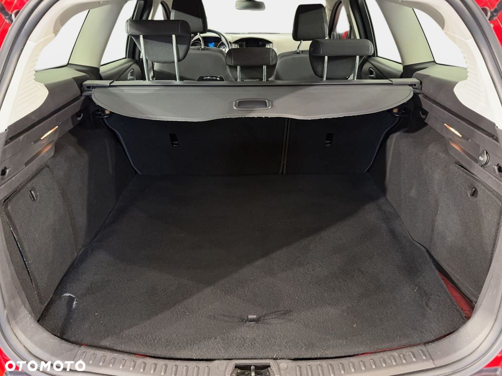 Ford Focus - 13
