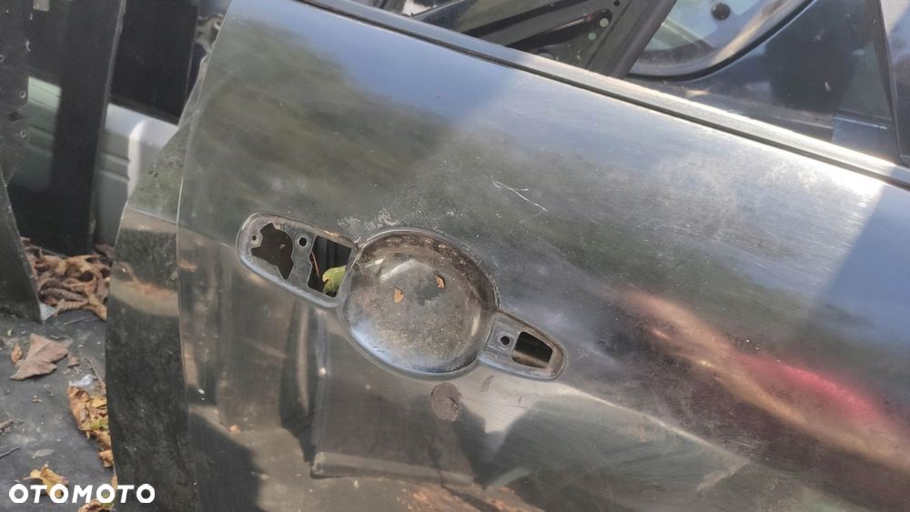 DRZWI PRAWY PRZÓD MAZDA RX8 - 2