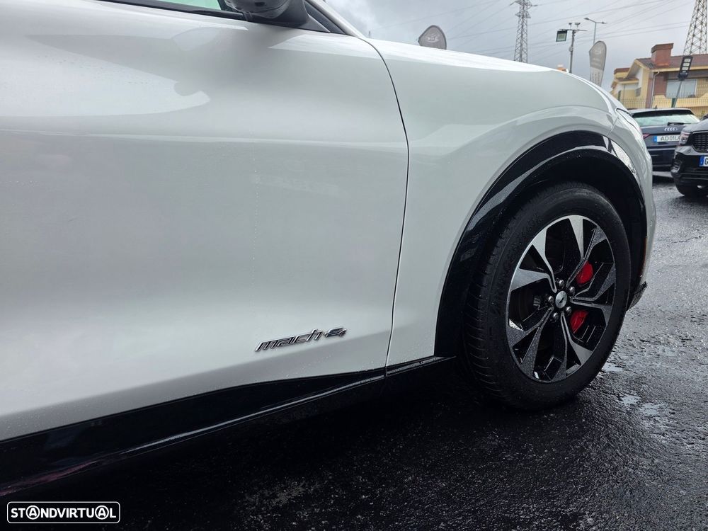 Ford Mustang Mach-E 87 kWh Premium AWD - 5
