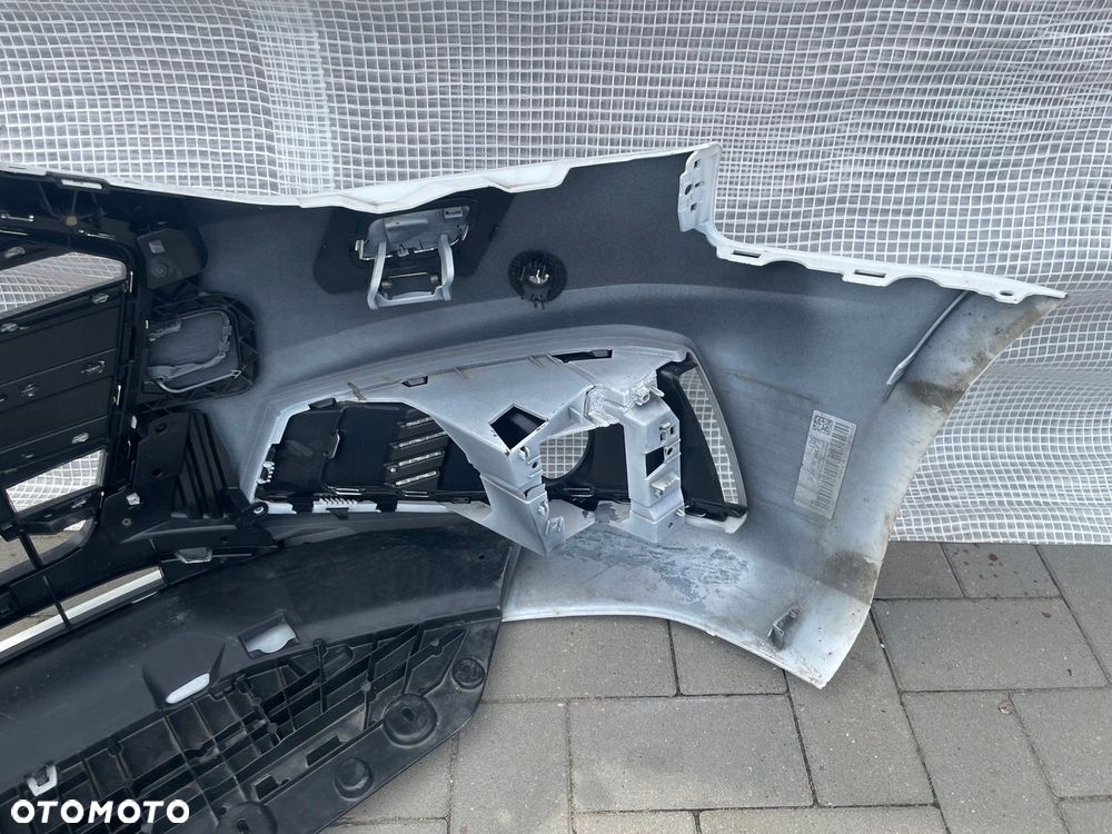 AUDI A4 8W B9 LIFT ZDERZAK PRZEDNI PRZÓD - 11