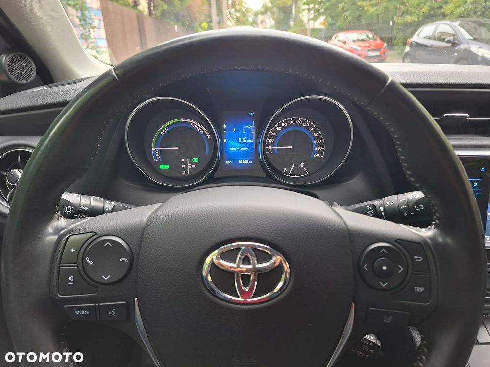 Toyota Auris 1.8 HSD Sol - 20