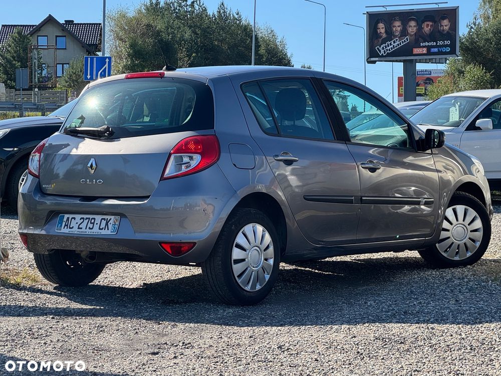 Renault Clio - 5
