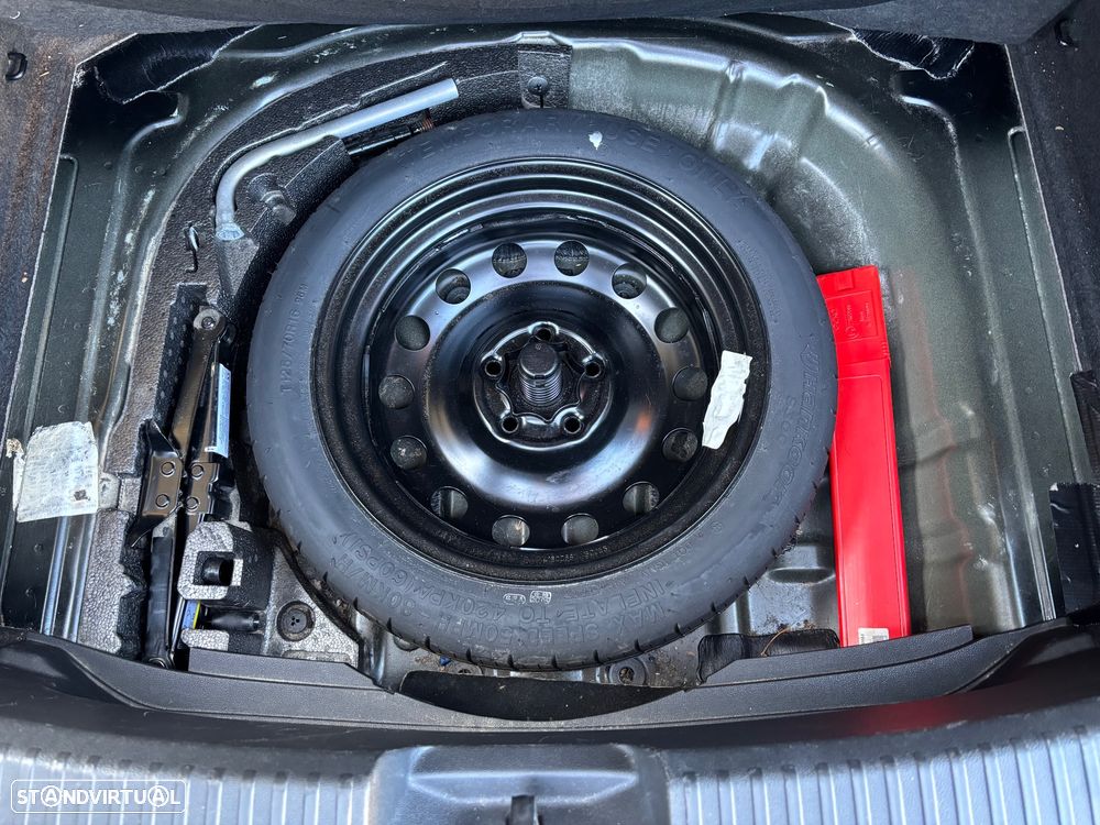 SEAT Leon 1.6 TDI S&S Reference - 10