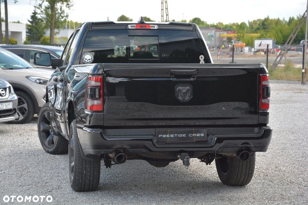 Dodge RAM - 12