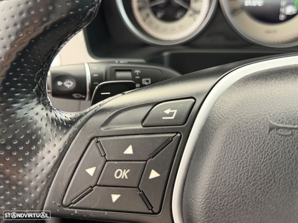 Mercedes-Benz E 220 CDi Avantgarde BE Auto.140g - 20