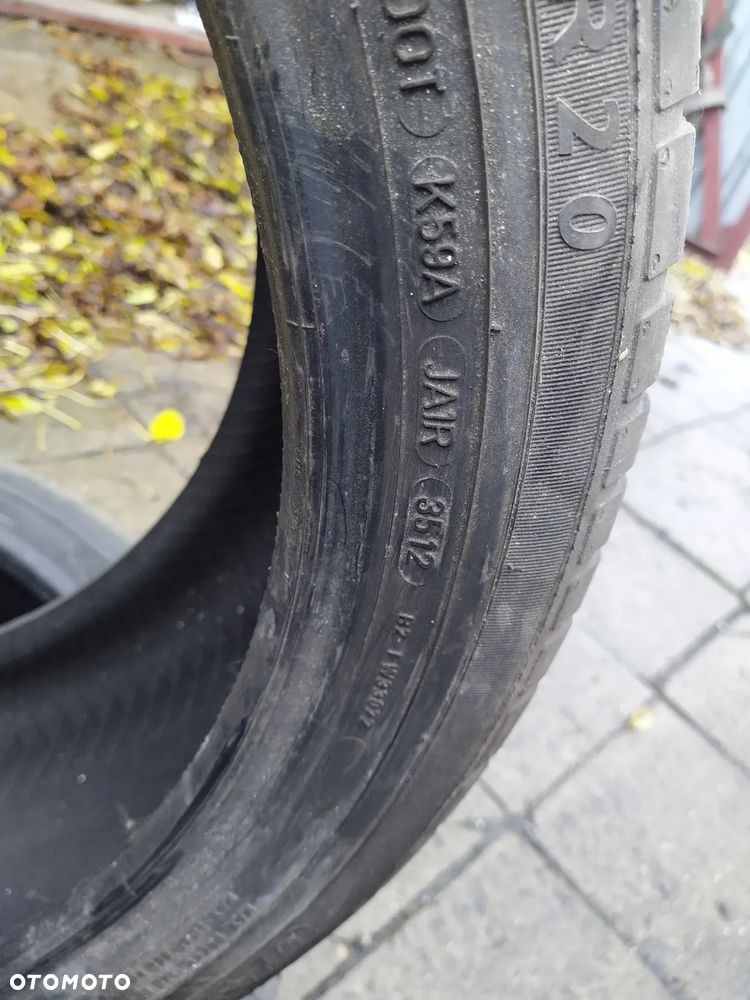 Opony Dunlop 235/45/20 - 2