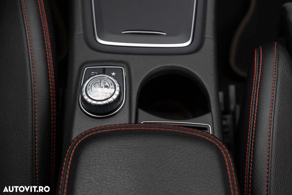 Mercedes-Benz GLA 200 7G-DCT AMG Line - 27