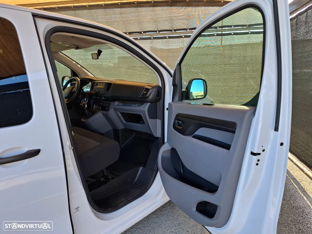 Opel Vivaro 2.0 CDTi L3H1 Essentia - 46