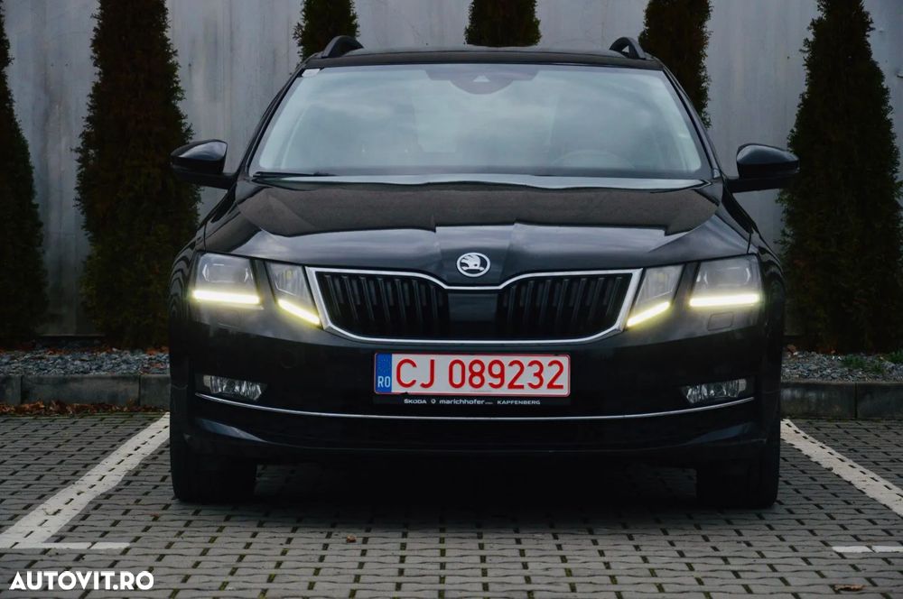 Skoda Octavia 2.0 TDI DSG Premium Edition - 2