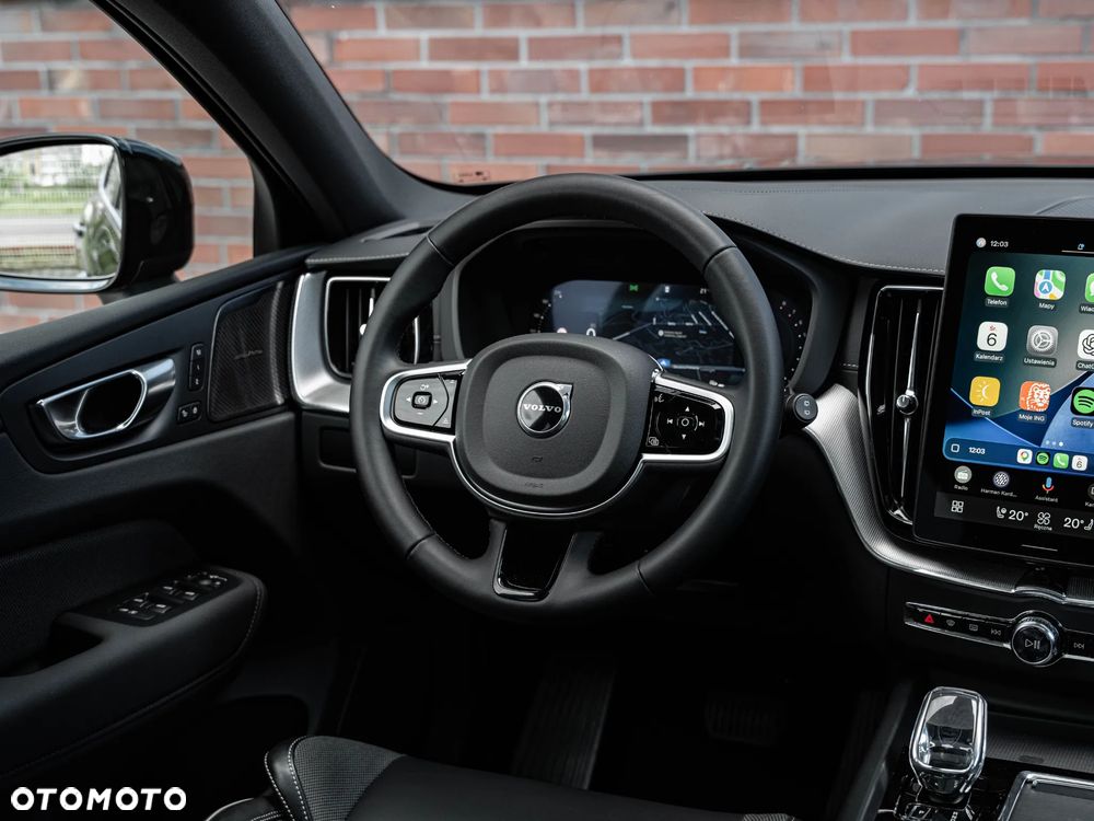 Volvo XC 60 B5 B AWD Plus Dark - 30