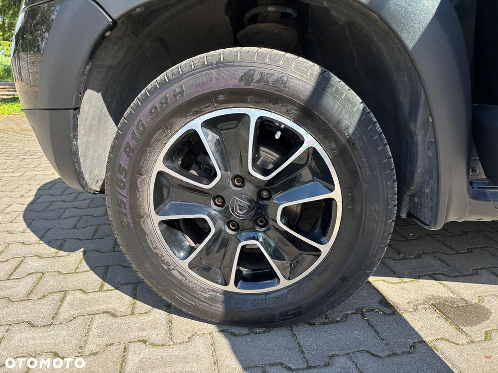 Dacia Duster 1.6 SCe S&S - 17