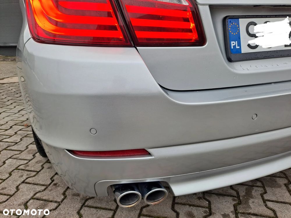 BMW Seria 5 530d xDrive Luxury Line - 24