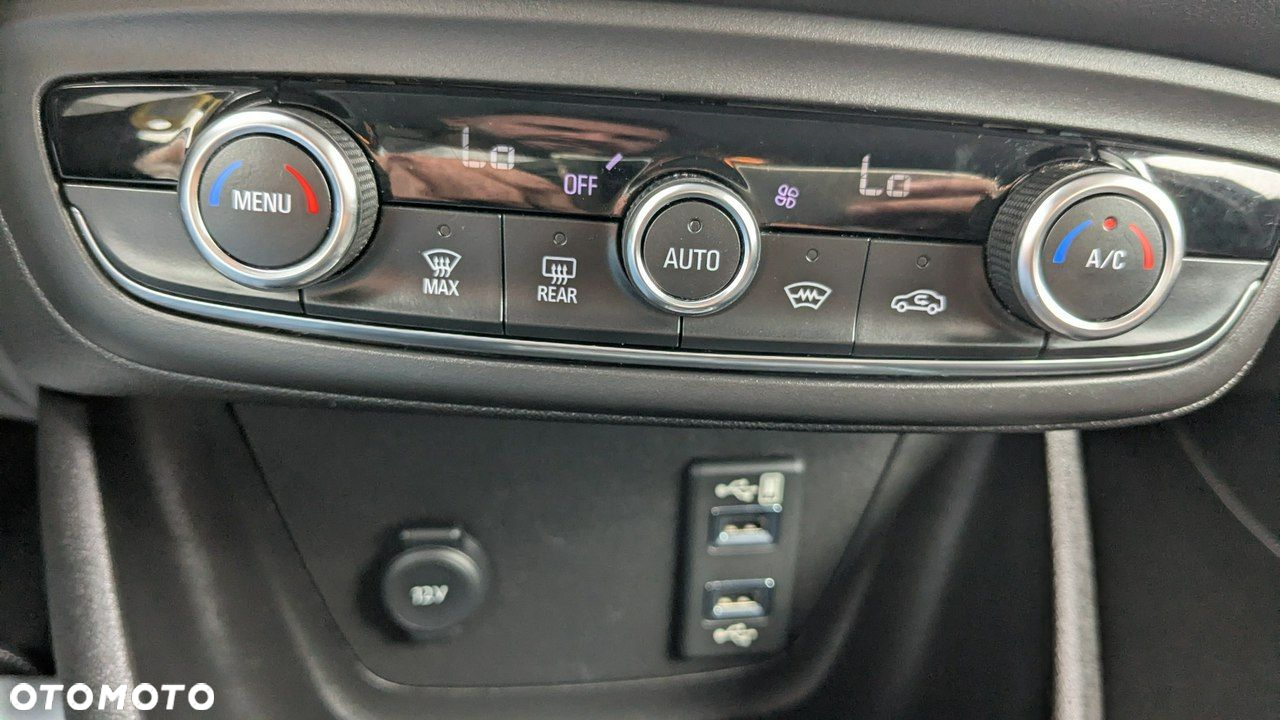 Opel Crossland X - 27