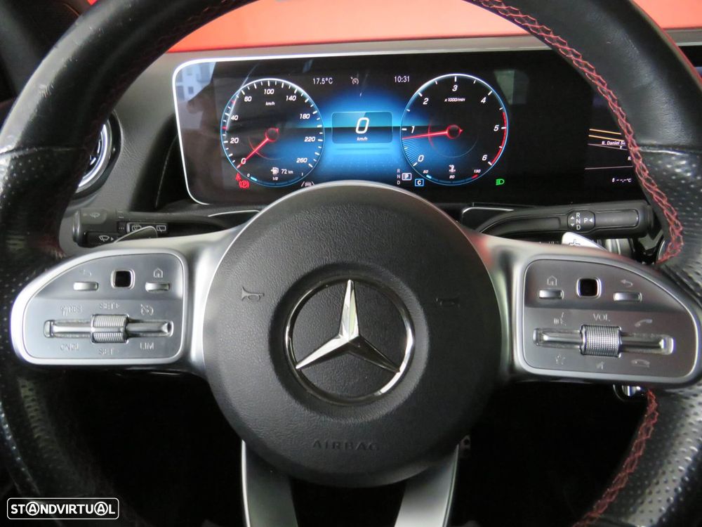 Mercedes-Benz GLB 180 d AMG Line - 18