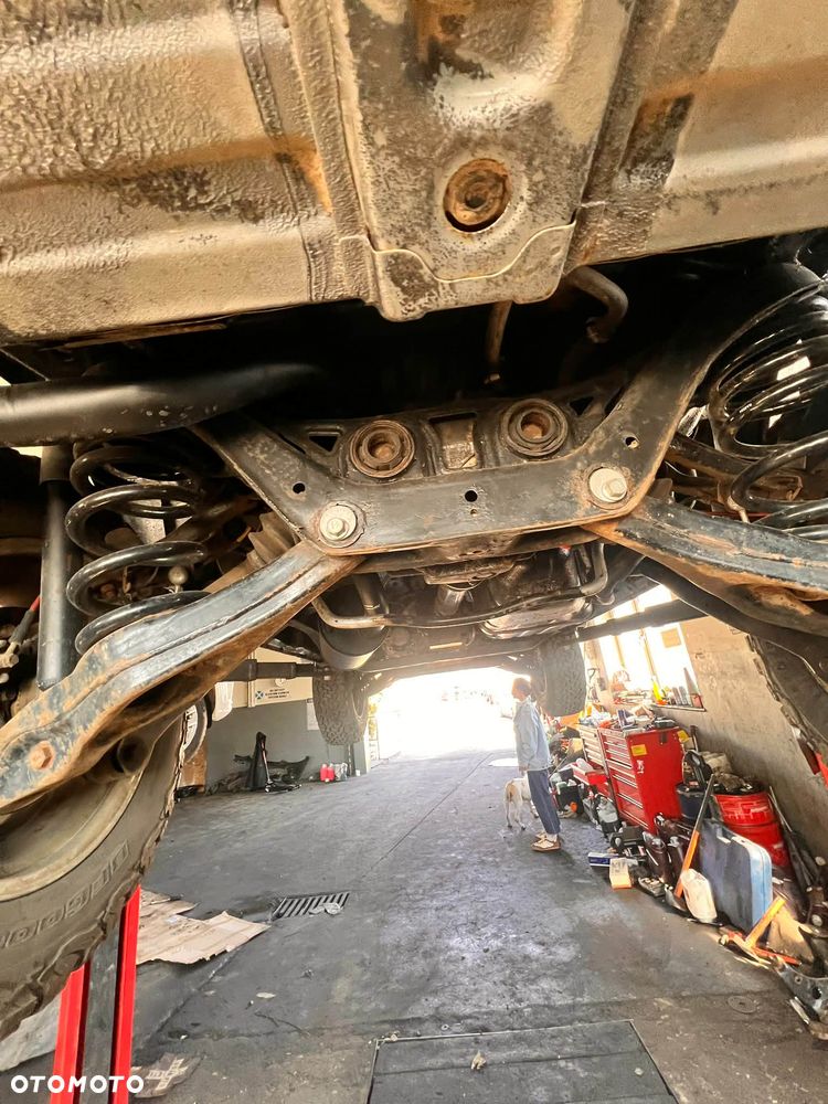 Mitsubishi Pajero 3.2 DI-D Automatik Dakar - 19