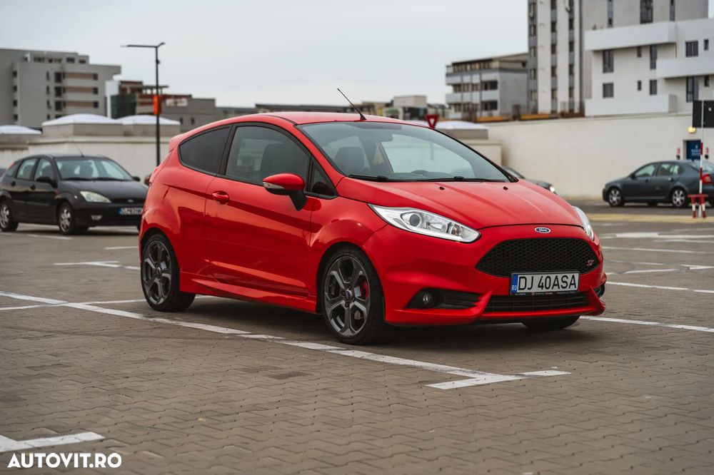Ford Fiesta 1.6 ST - 15