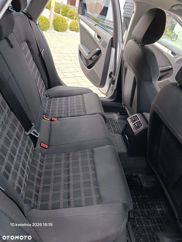 Audi A4 Avant 2.0 TDI - 7