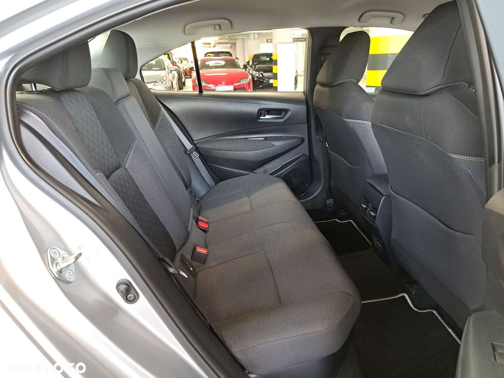 Toyota Corolla 1.8 Hybrid Comfort - 15