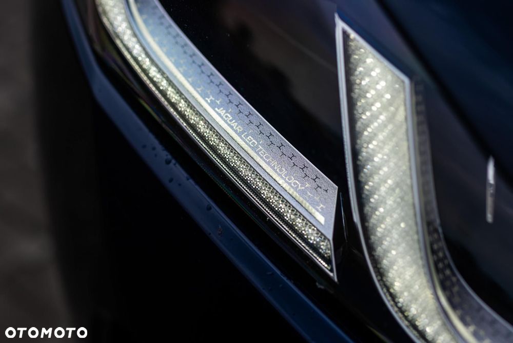Jaguar F-Pace 2.0 D200 mHEV AWD SE - 39