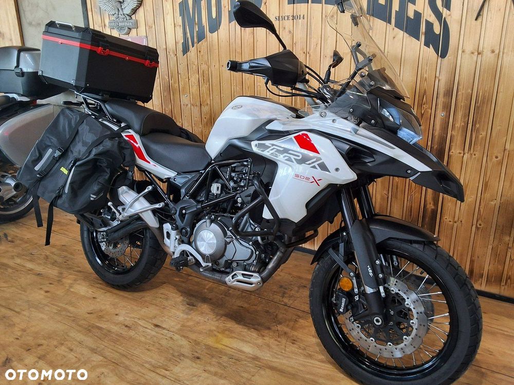 Benelli TRK 502 - 23