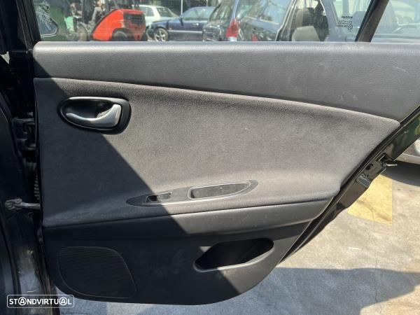 Para Peças Nissan Primera (P12) - 8