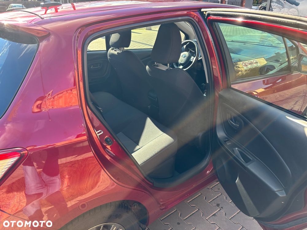 Toyota Yaris - 11