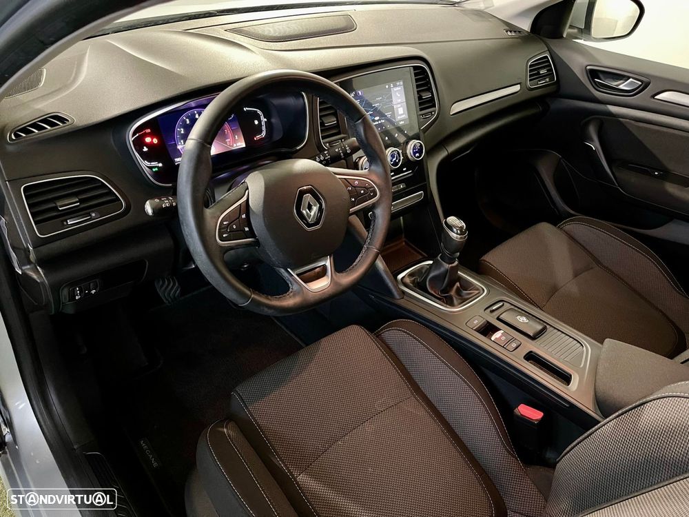 Renault Mégane Sport Tourer 1.3 TCe Limited - 3