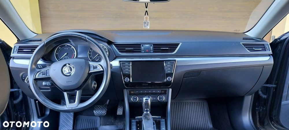 Skoda Superb 2.0 TDI Style DSG - 12