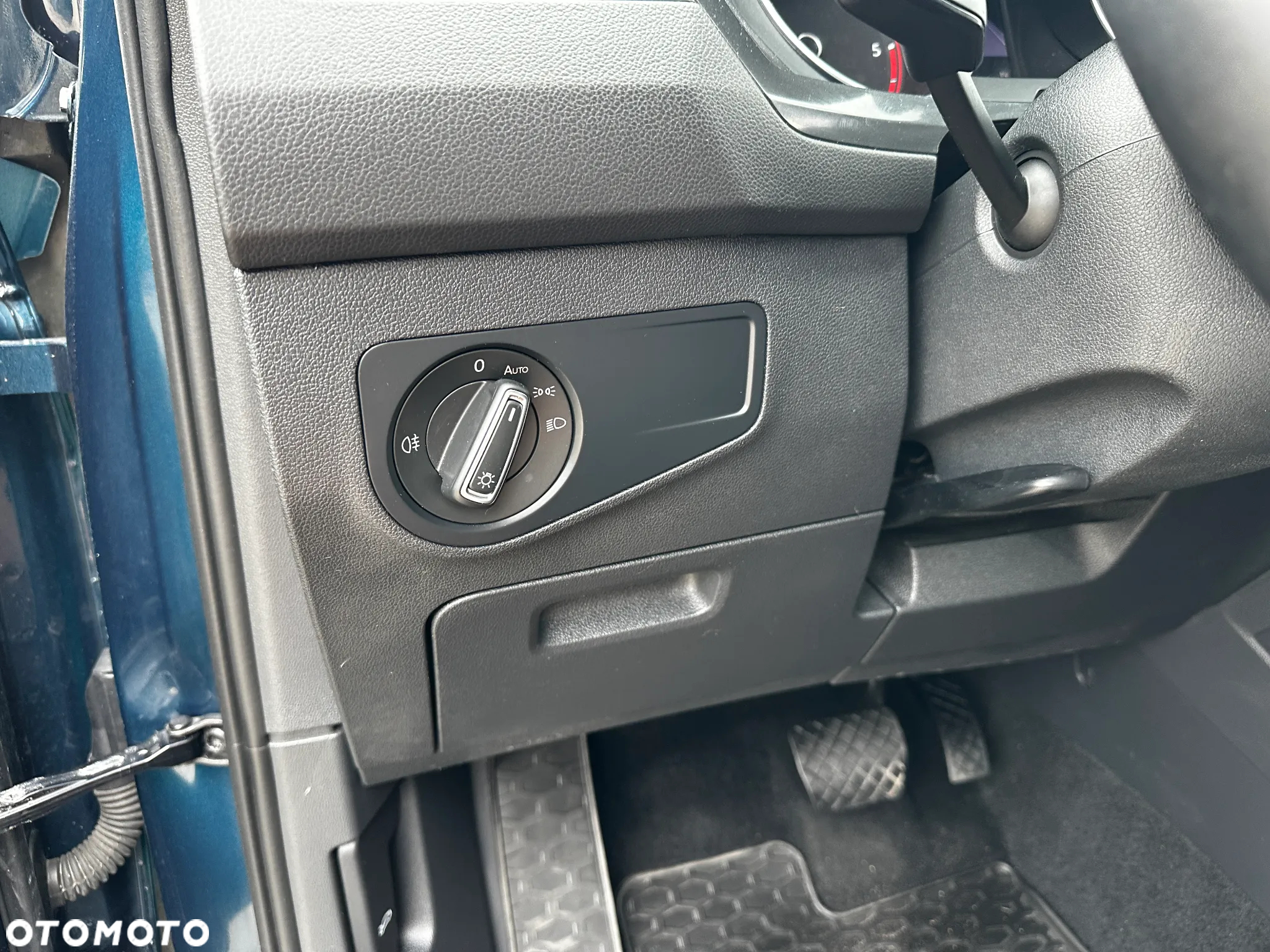 Volkswagen Tiguan - 19