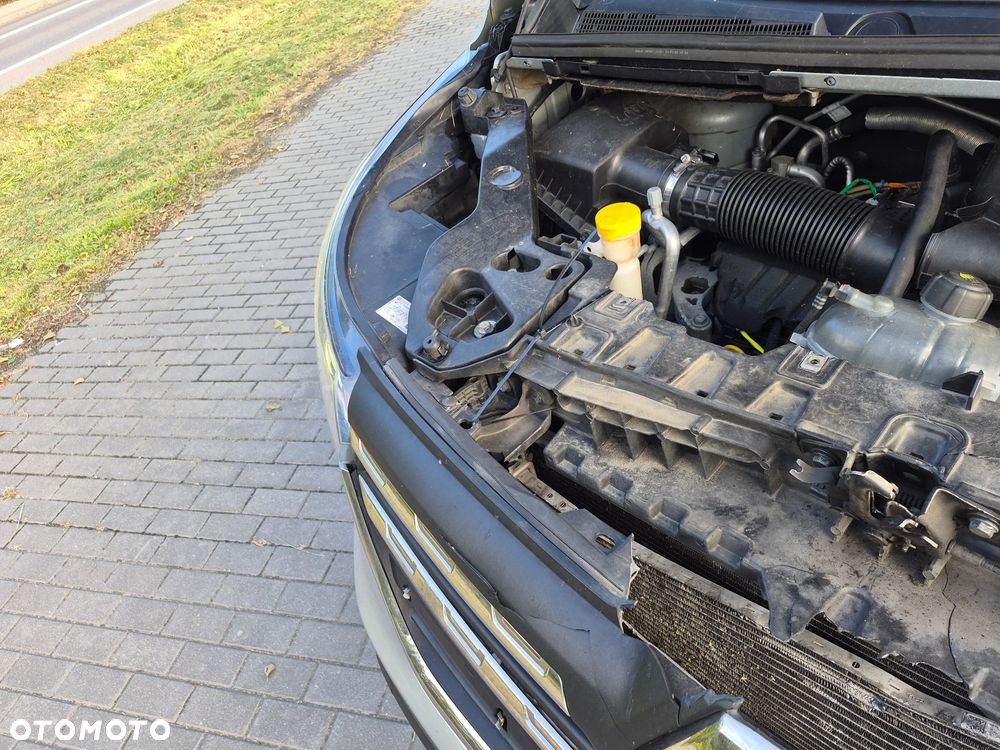 Renault Trafic - 16