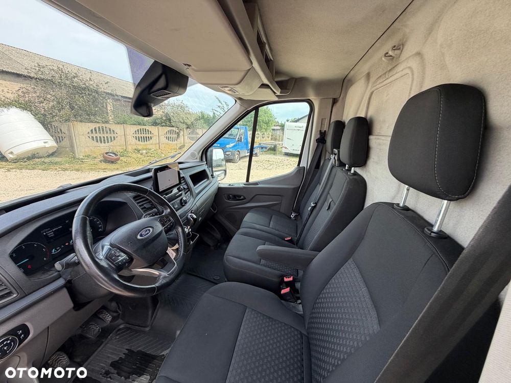 Ford Transit - 9