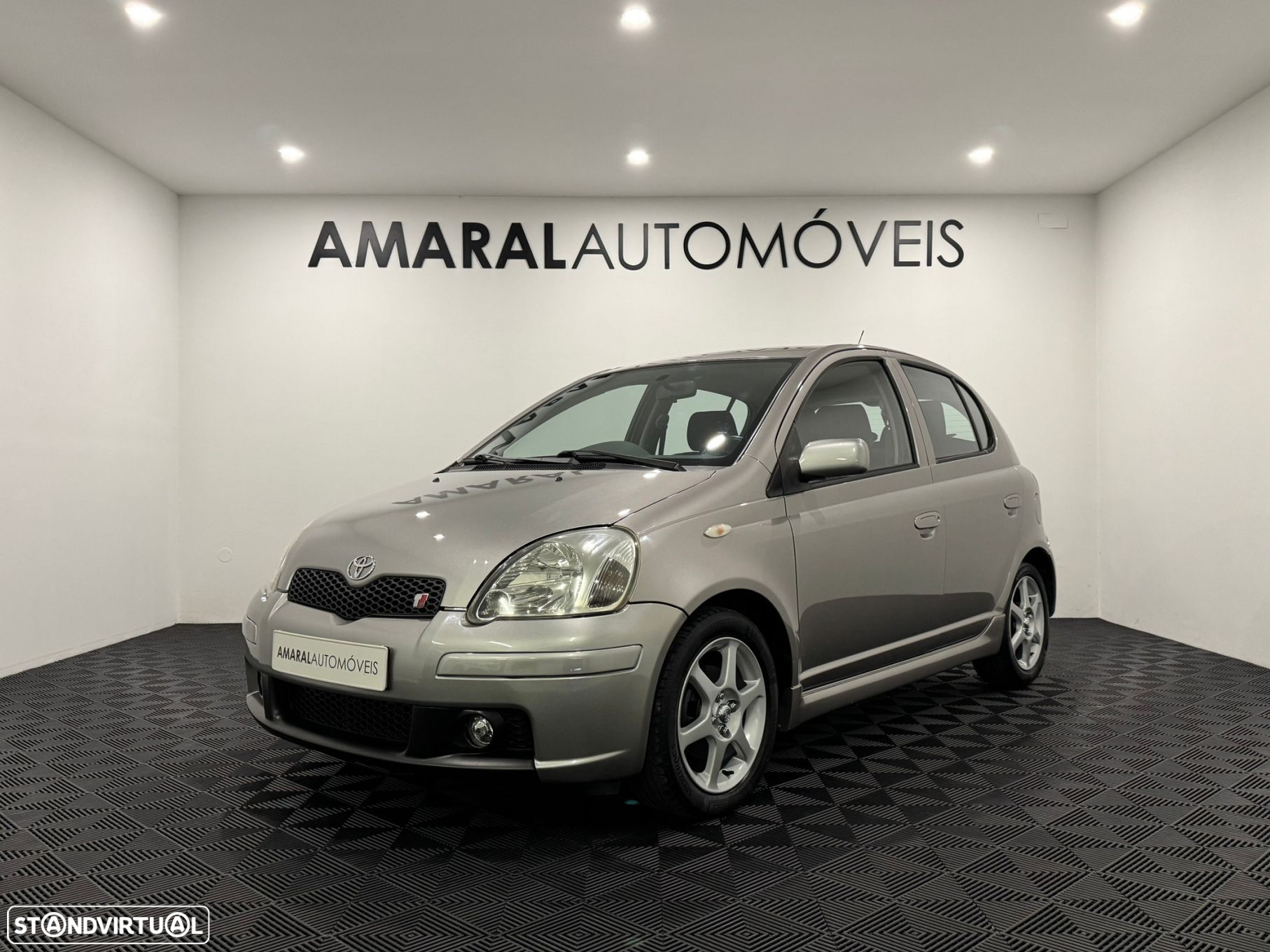 Toyota Yaris 1.5 T Sport AC - 2