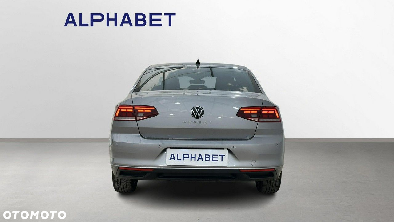 Volkswagen Passat 2.0 TDI EVO Business DSG - 5