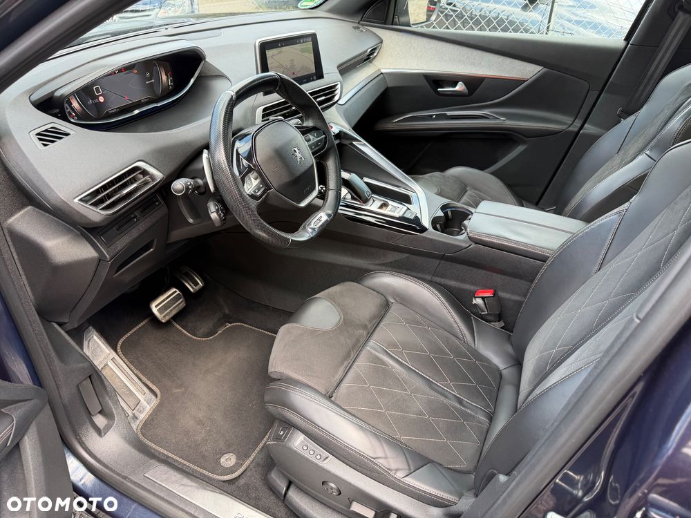 Peugeot 5008 BlueHDi 180 EAT8 GT Pack - 34