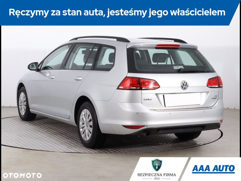 Volkswagen Golf - 5