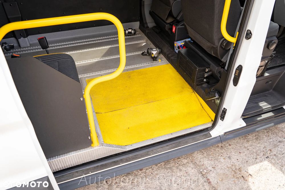Ford Transit - 17
