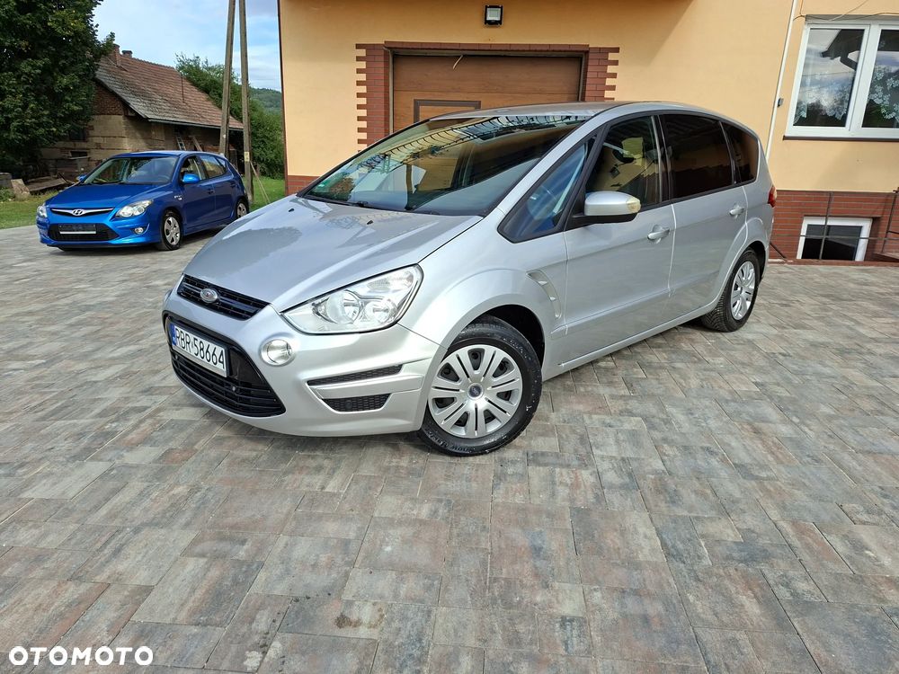 Ford S-Max 2011 photo 2
