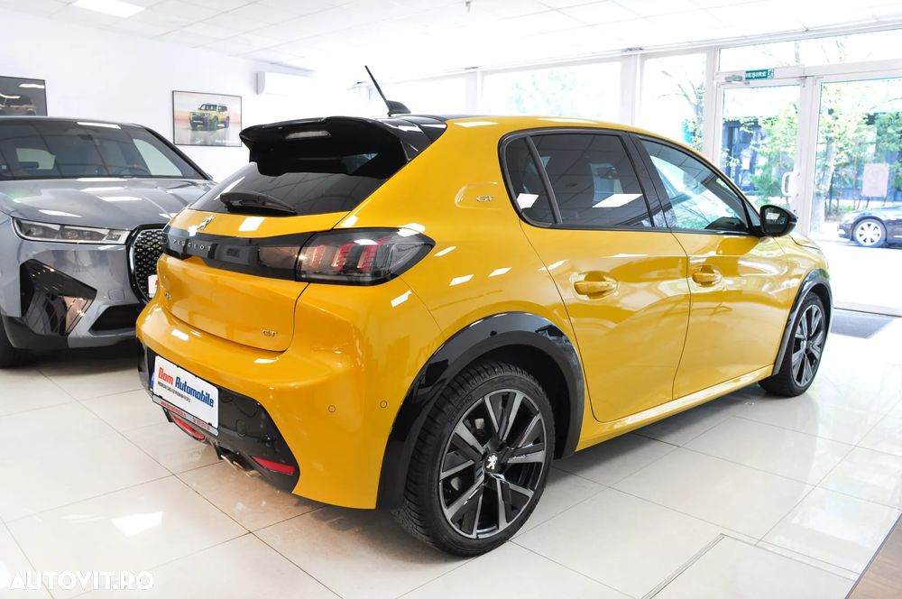 Peugeot 208 1.2 L PureTech STT EAT8 GT Pack - 5