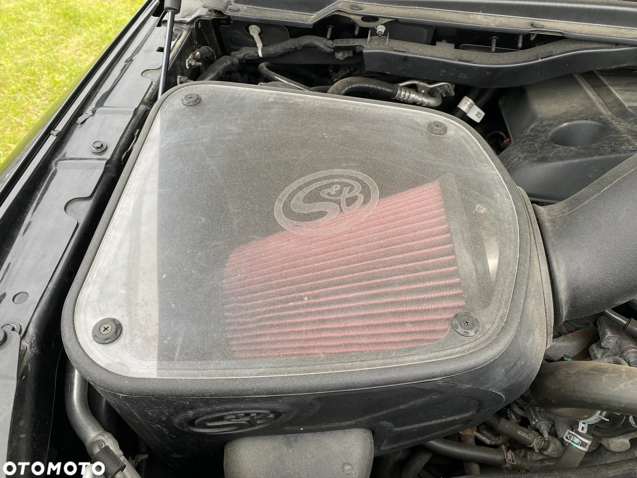 Dodge RAM 1500 5.7 4x4 - 8