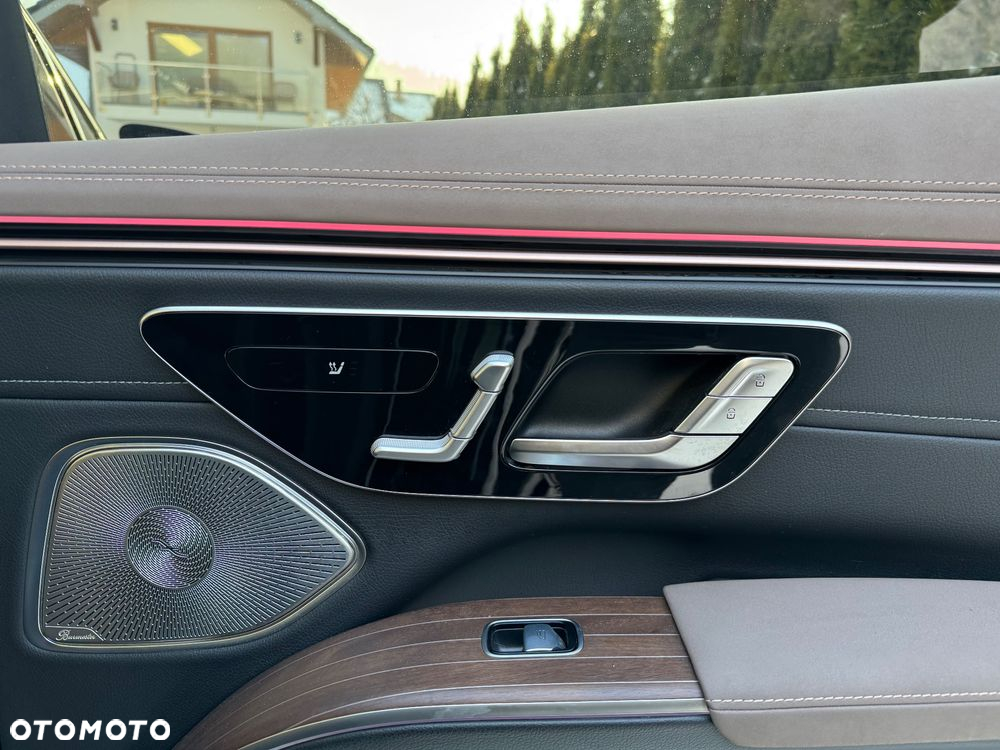 Mercedes-Benz EQS SUV 580 4Matic AMG Line Premium - 24