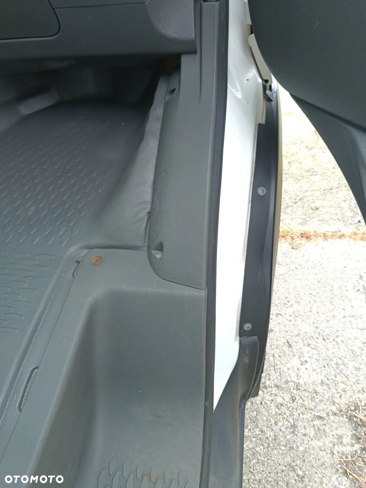 Iveco DAILY 35s13 L2H2 2.3 diesel 126kM, 2012 rok, WEBASTO, HAK, CAMERA COFANIA, ORGINALNY NIEWIELKI PRZEBIEG 176tyś. SPROWADZONY ZE SZWECJI! - 31