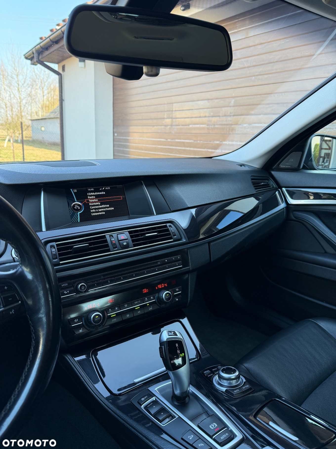 BMW Seria 5 520d xDrive - 10
