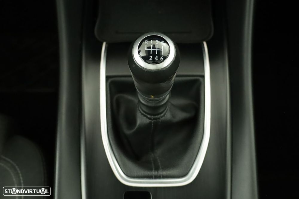 Nissan Qashqai 1.3 DIG-T N-Connecta - 14