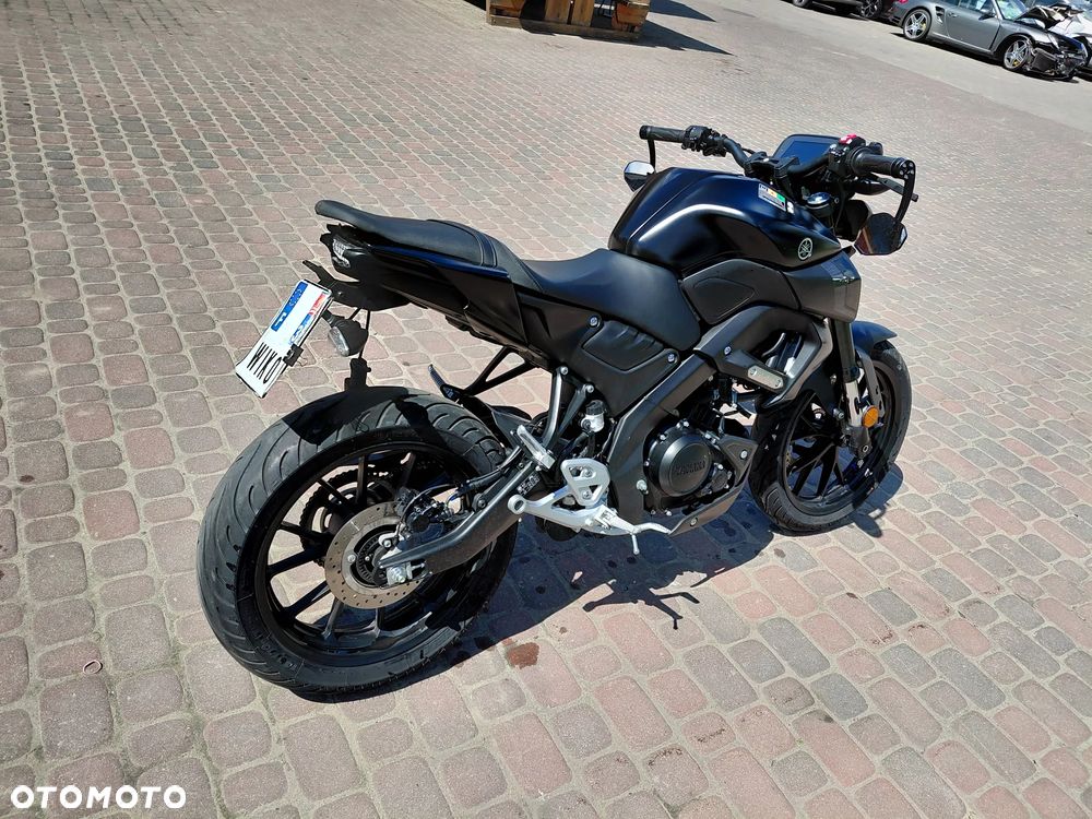Yamaha MT - 5