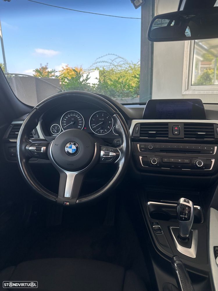 BMW 320 - 25
