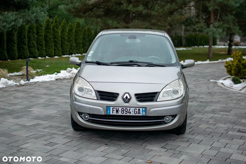 Renault Scenic - 11