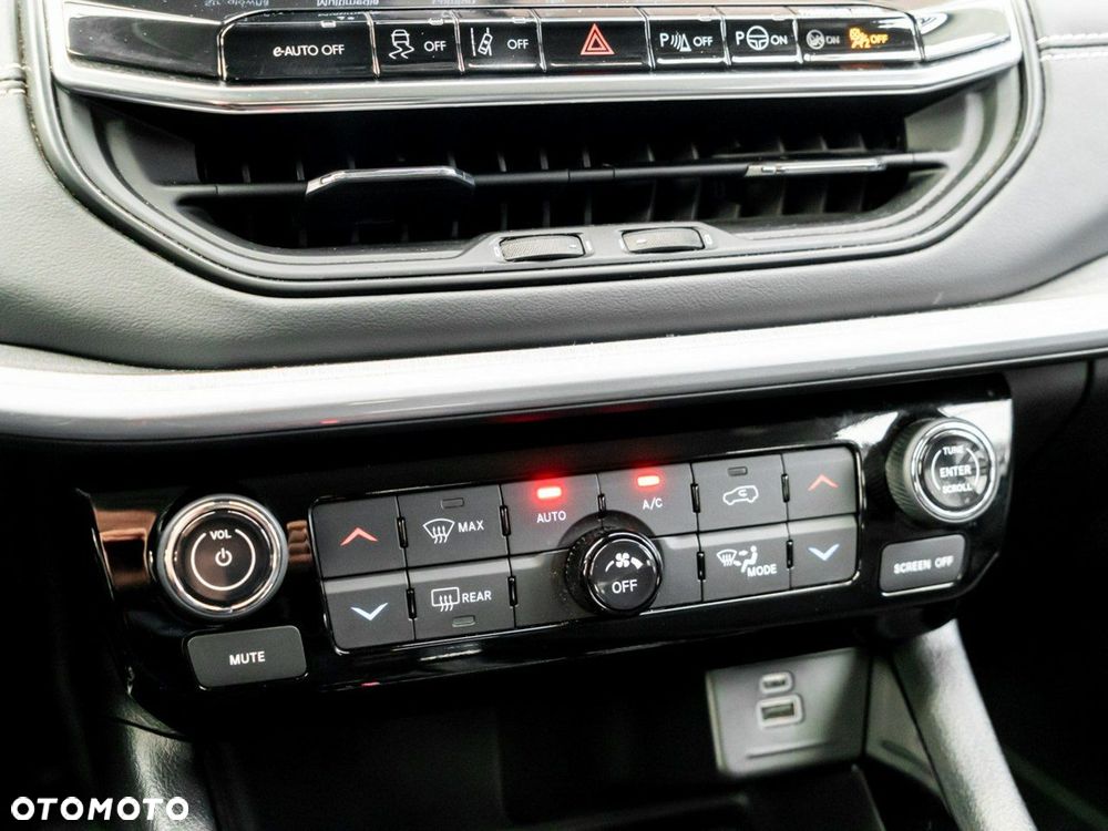 Jeep Compass - 21