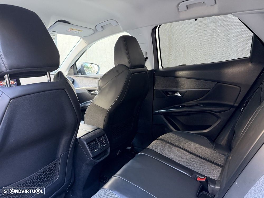 Peugeot 3008 1.2 PureTech Allure J18 - 15