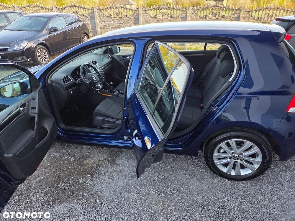 Volkswagen Golf 1.6 Comfortline - 26