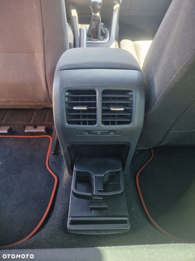 Volkswagen Golf 1.6 Goal - 17